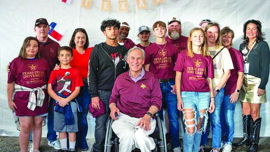 ABBOTT ATTENDS TEXAS STATE TAILGATE