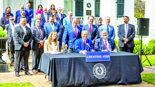 Abbott launches Texas Jobs Council, promotes development