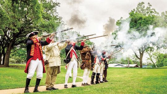 Abbott unveils monument honoring Revolutionary War patriots, receives recognition from patriotic group