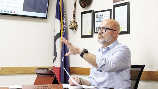 Council criticizes Flowers letters, mayor’s silence