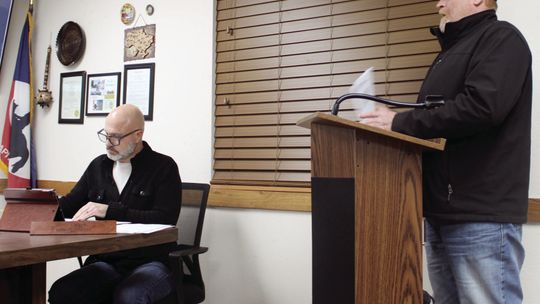 Council sets city admin salary, OKs gumball raly