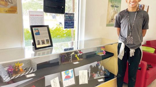 Lakehills library spotlights two local artists