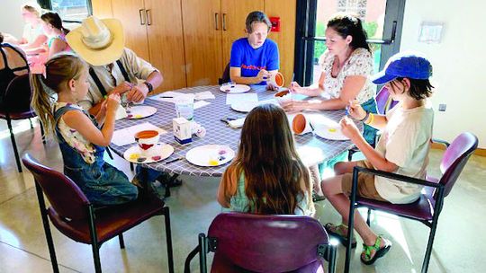 LIBRARY HOSTS ARCHAEOLOGISTS