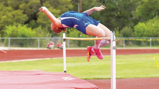 Medina athletes head to area