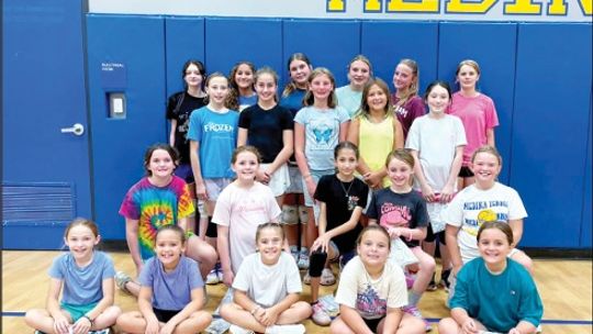 MEDINA HOSTS VOLLEYBALL CAMP