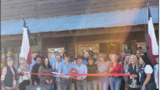 Salty’s Texas Provisions celebrates grand opening