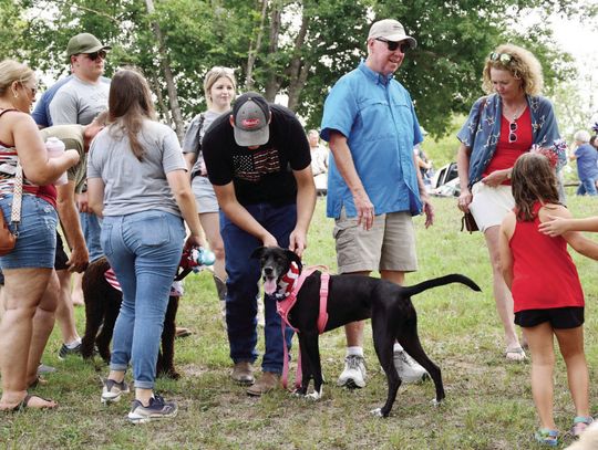 2024 PET PARADE PHOTOS