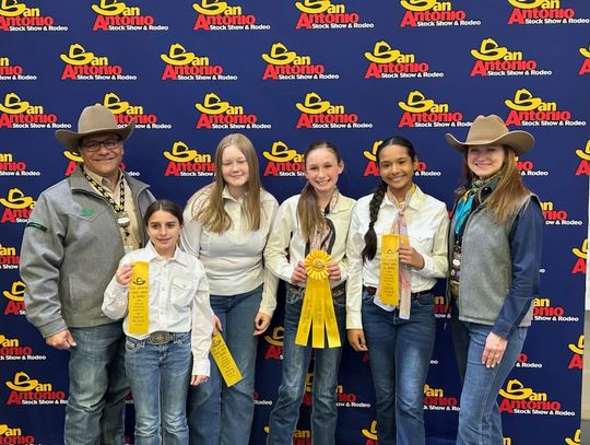 4-H TEAMS SOAR AT SA LIVESTOCK CONTEST