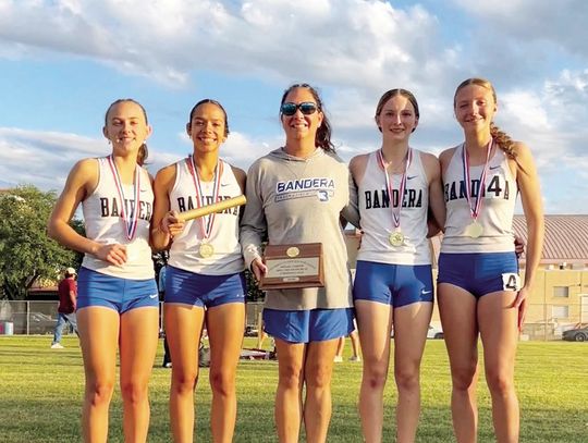 Bandera athletes qualify for state track meet after strong regional showing