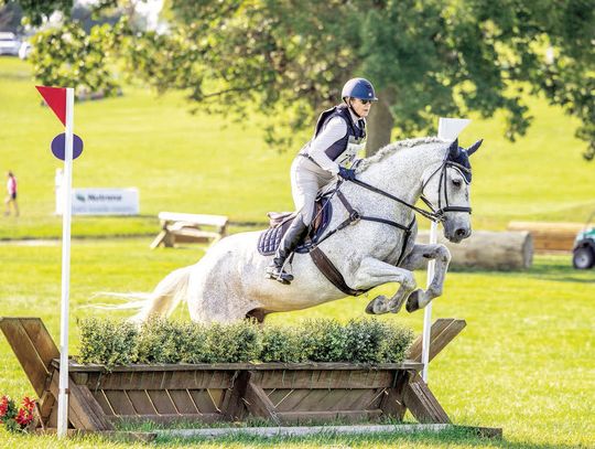 Bandera rider earns bronze at national eventing championship