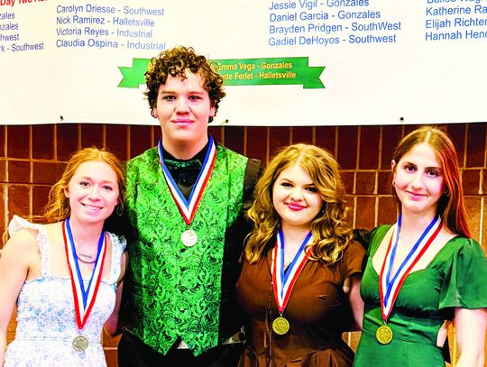 BANDERA THESPIANS SHINE IN FESTIVAL’S FINAL CURTAIN