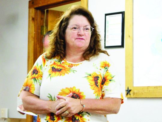 Council appoints new EDC member, reviews disc golf impact