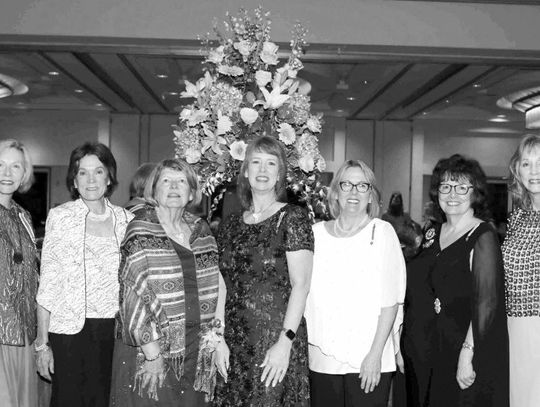 DAR MEETS NATIONALLY
