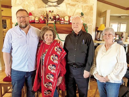 DEM CLUB ELECTS OFFICERS