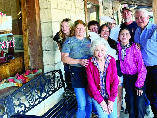 FAMED COACH VISITS OST