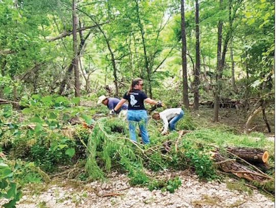 Horse owners team with city employees to clean park debris