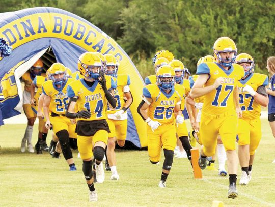 Medina destroys Bracken Christian in season opener