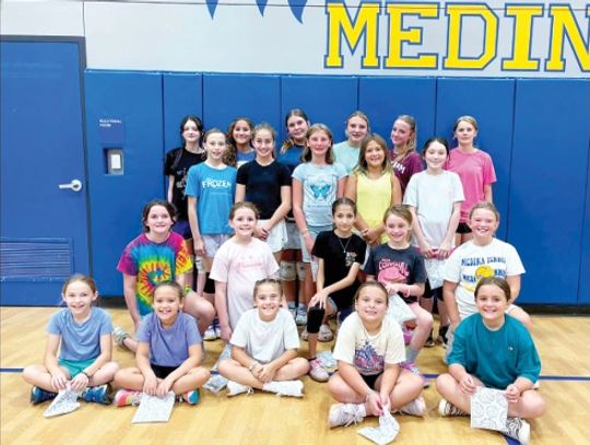 MEDINA HOSTS VOLLEYBALL CAMP