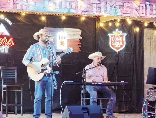 Mercy Gate fundraiser draws crowd