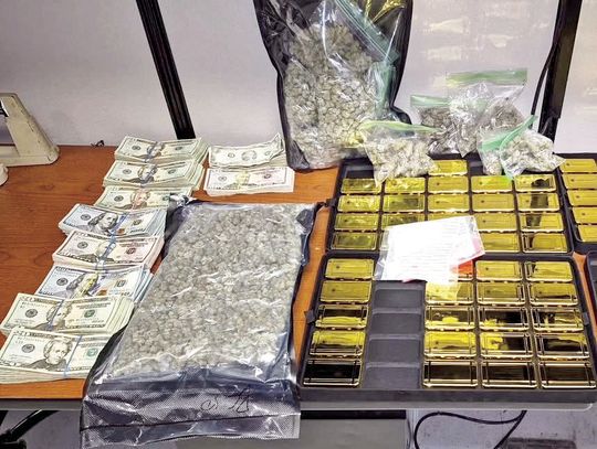 Two arrested after drug seizure in Polly Peak
