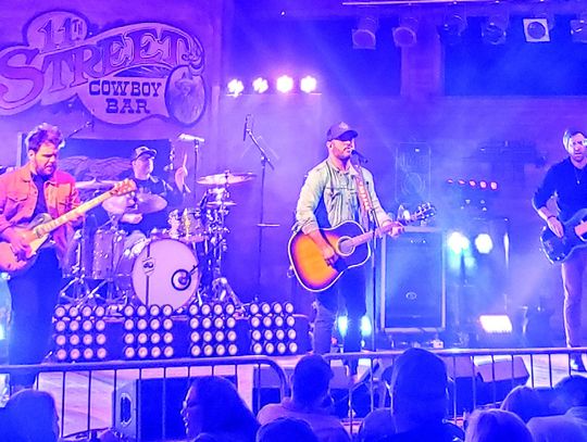 Wade Bowen rocks out on 11th Street stage