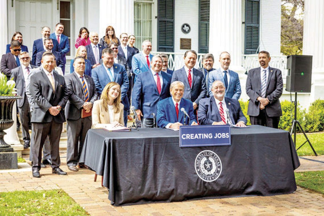 Abbott launches Texas Jobs Council, promotes development Abbott launches Texas Jobs Council, promotes development