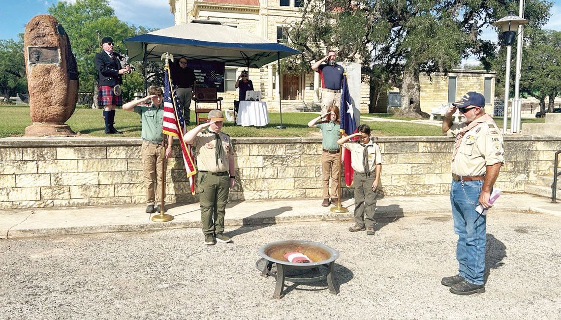 Bandera backs the blue at 24-Hour vigil