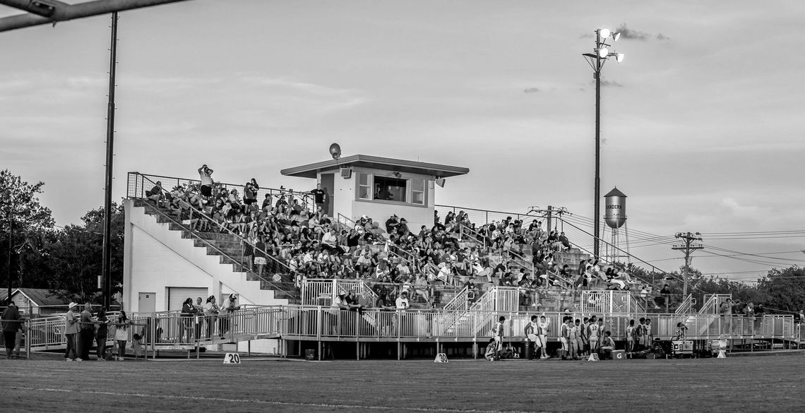 Bulldogs shine in first scrimmage against Natalia