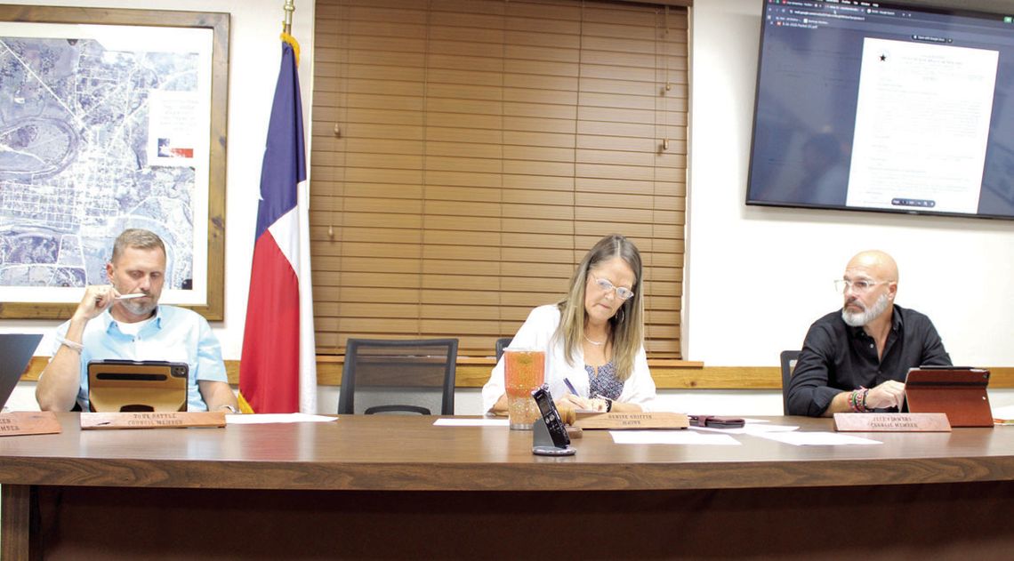 City council approves new budget, tax hike