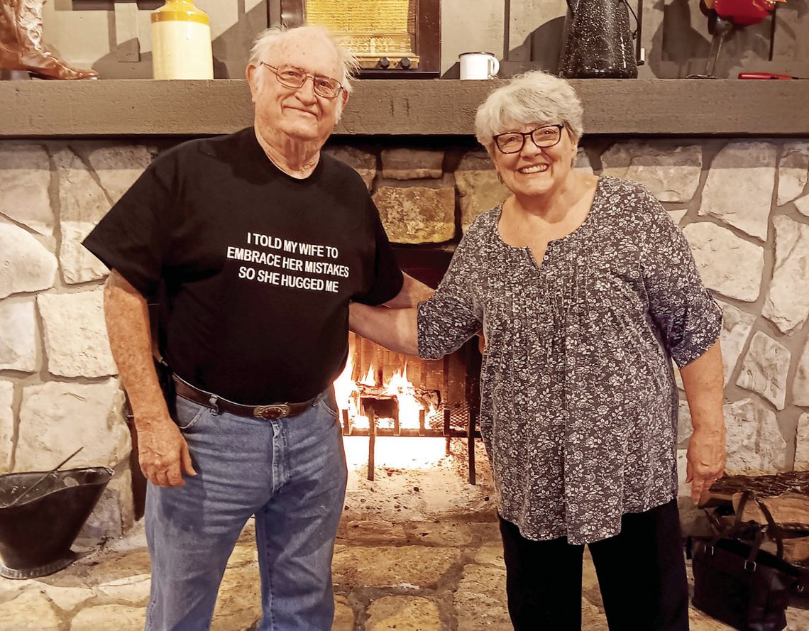 COUPLE CELEBRATES 60 YEARS