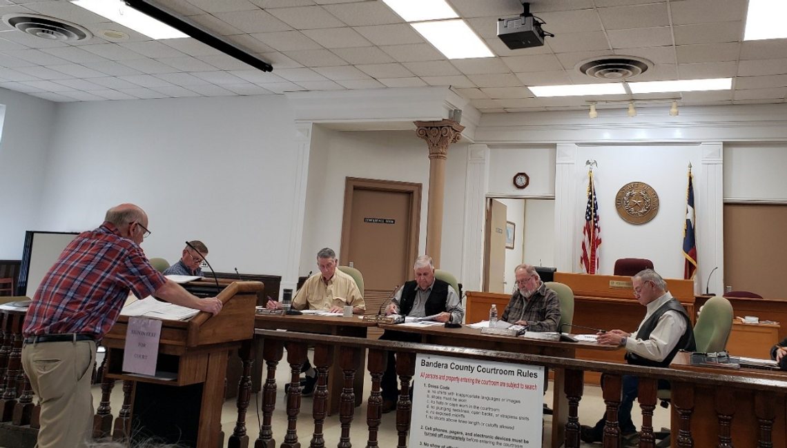 Keith Neffendorf presents his Bandera County audit to the Court. Pictured from left, Precinct 2 Commissioner Greg Grothues, P1 Commissioner Bruce Eliker, Judge Richard Evans, P3 Commissioner Jack Moseley, and P4 Commissioner Jordan “Jody” Rutherford. 