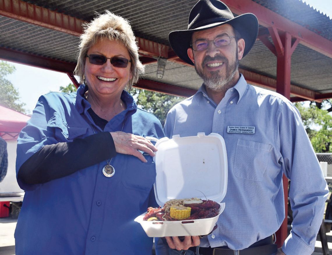 CRAWFISH BOIL BENEFITS FIREFIGHTERS