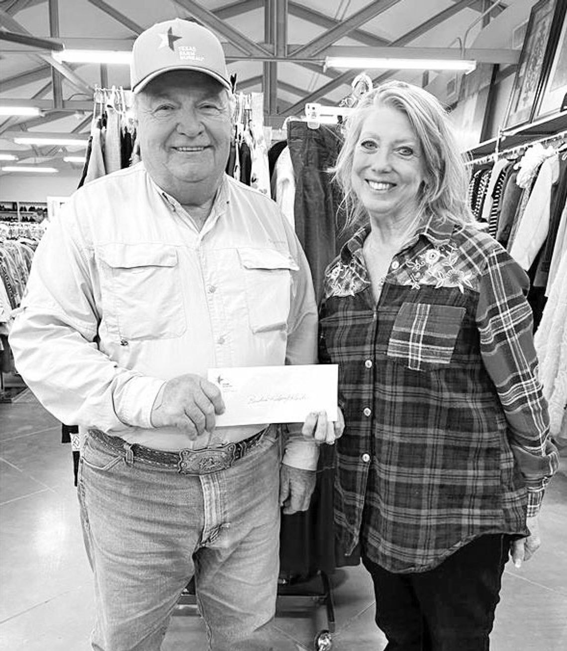 Farmers Mark Food Connection Day with Donation, Outreach