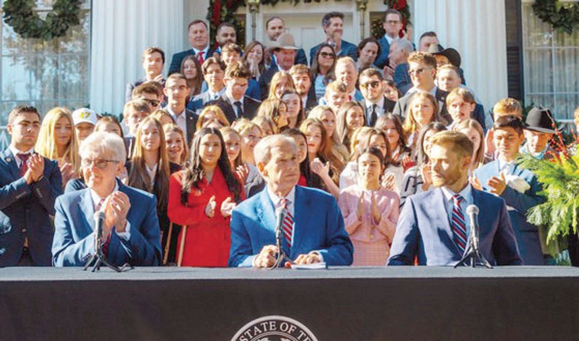 Gov. Abbott highlights Turning Point high school chapters Gov. Abbott highlights Turning Point high school chapters