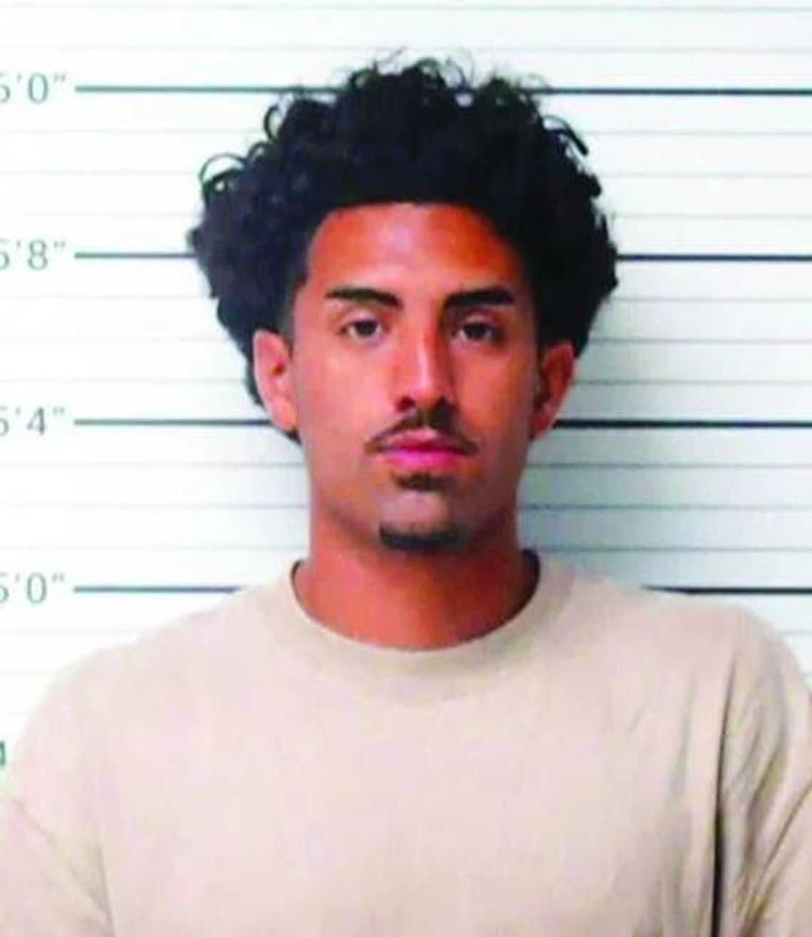 Medina ISD employee posts bond after arrest for improper relationship charge