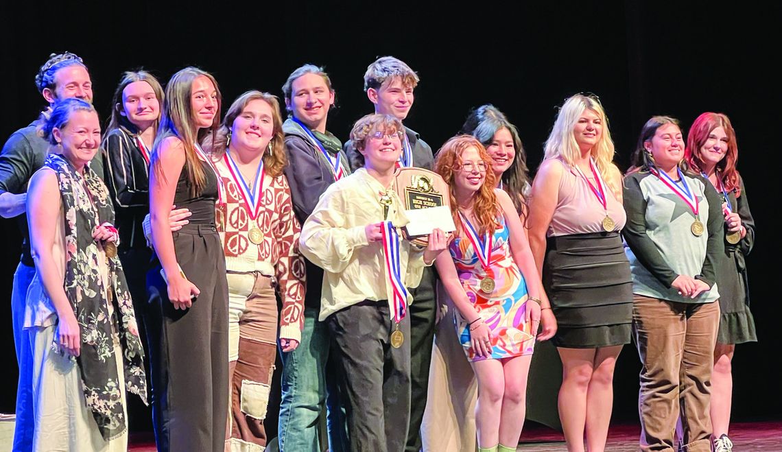 Medina’s play nabs district prize