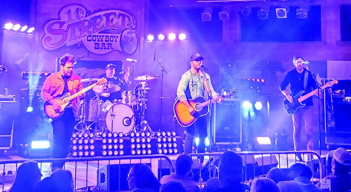 Wade Bowen rocks out on 11th Street stage